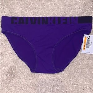 Calvin Klein Seamless Bikini Underwear
